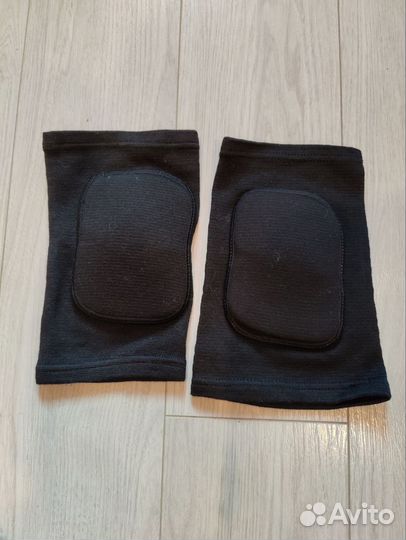 Наколенники