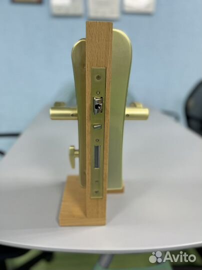 Замок Inhova Tesa Smartair