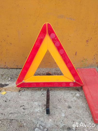 Знак аварийной остановки