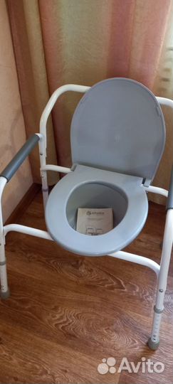 Кресло туалет для пожилых, для инвалидов б/у