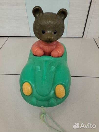Мишка на гоночной машине, игрушка СССР