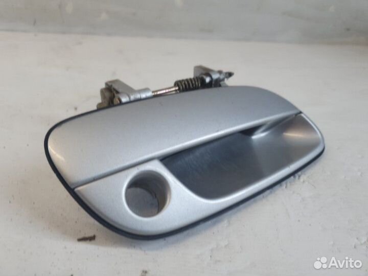 Ручка двери передняя правая Hyundai Elantra седан