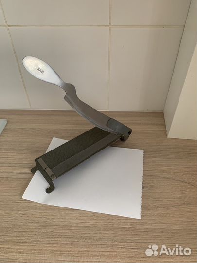 Металлический резак для фото времен СССР