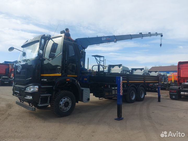 FAW CA3250P66K24T1E5 с КМУ, 2024