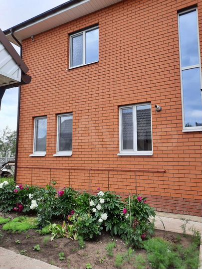 Коттедж 230 м² на участке 19 сот.