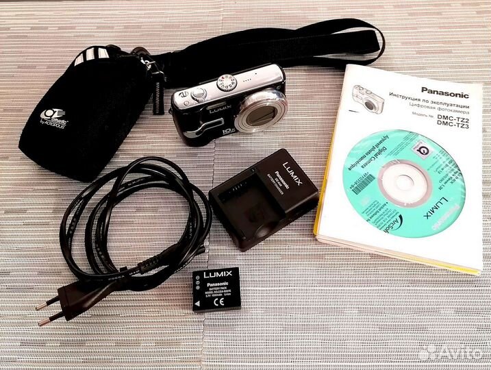 Цифровой фотоаппарат Panasonic Lumix TZ3