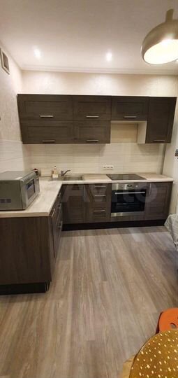 2-к. квартира, 65 м², 9/12 эт.