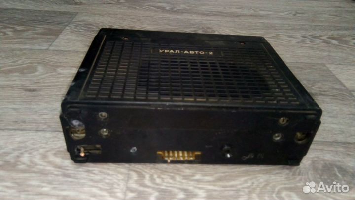 Автомобильный радио приёмник 