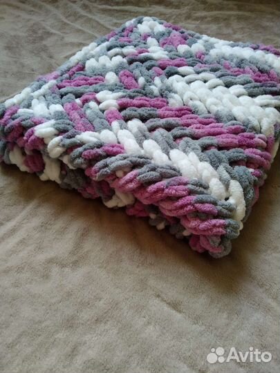 Плед из ализе пуффи