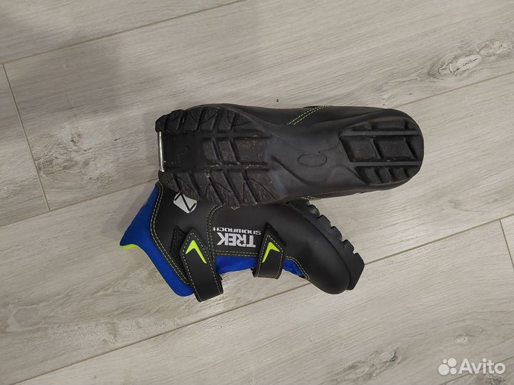 Лыжные ботинки трек