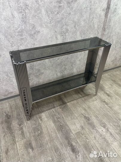 Дизайнерская консоль Siesta