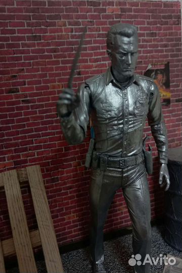 Фигурка терминатор