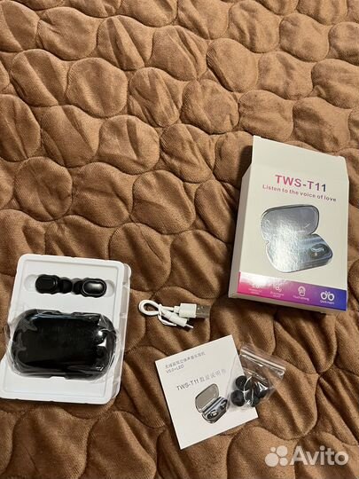 Беспроводные наушники новые