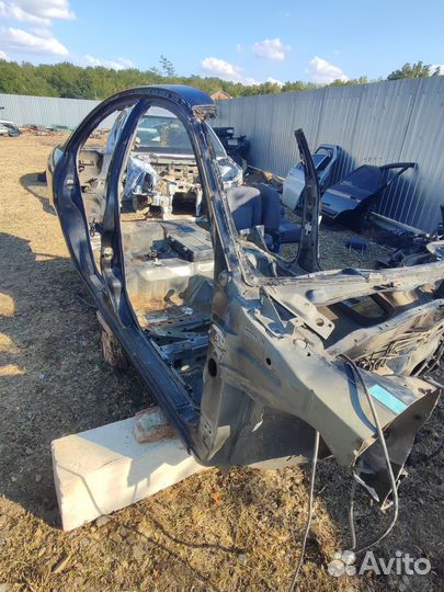 Крыло заднее правое Nissan Almera n16