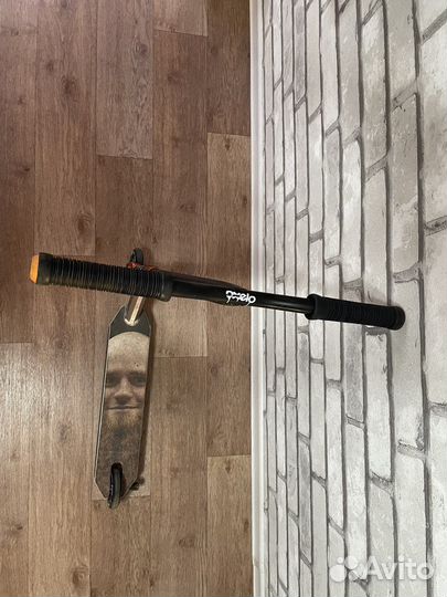 Трюковой самокат oxelo