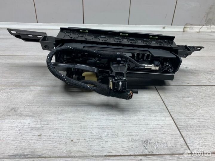 Дисплей компьютера Audi A7 седан cduc 2010