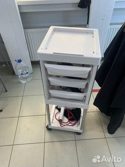 Тележка парикмахерская б/у