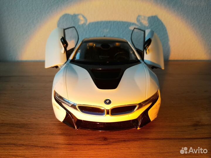 Машина на радиоуправлении Bmw i8 большая