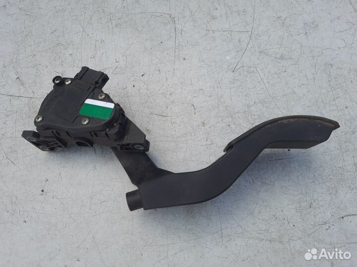 Педаль газа Фольксваген Пассат Б5