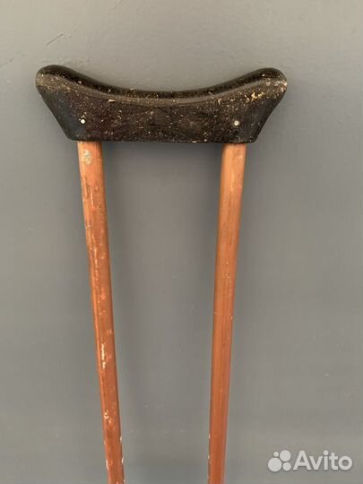 Костыль подмышечный