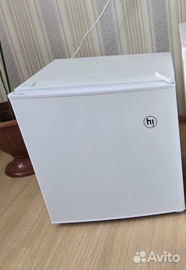 Холодильник новый 24г.в коробке