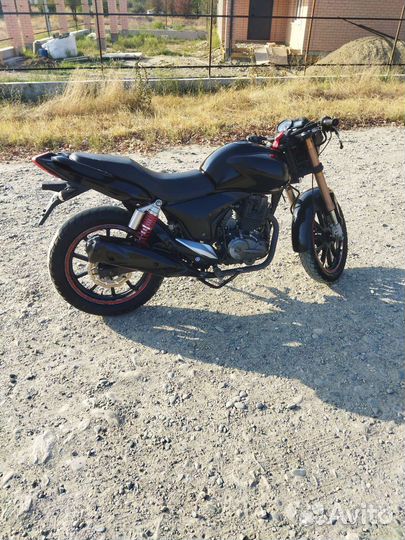 Stels flame 200