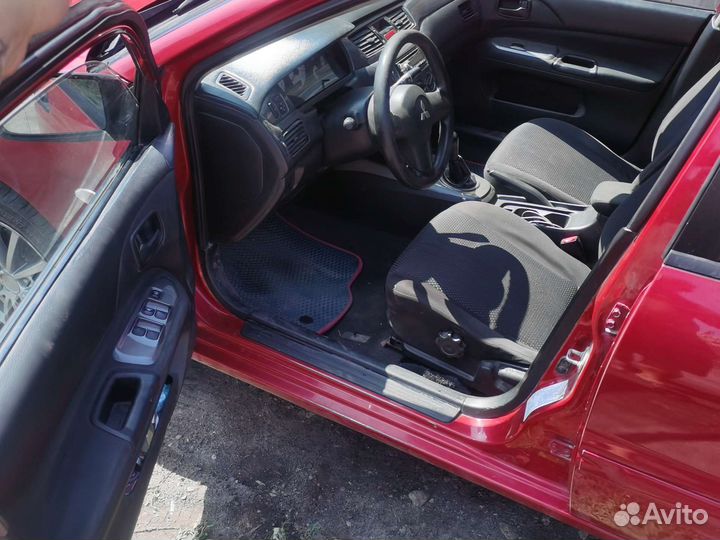 Mitsubishi Lancer 1.3 МТ, 2006, 200 000 км