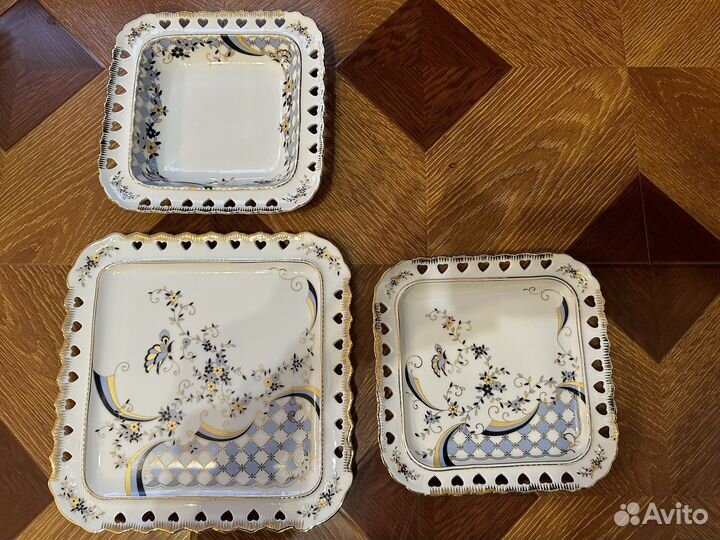 Набор столовой посуды новый