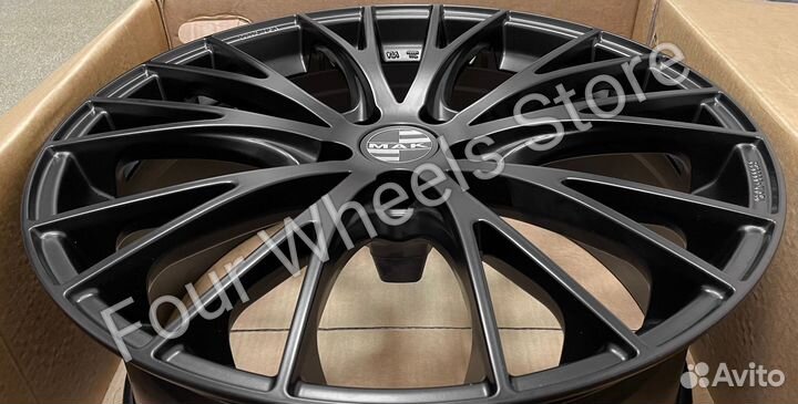 Диски на Porsche Macan R21