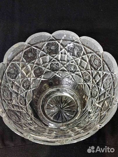 Хрустальная ваза