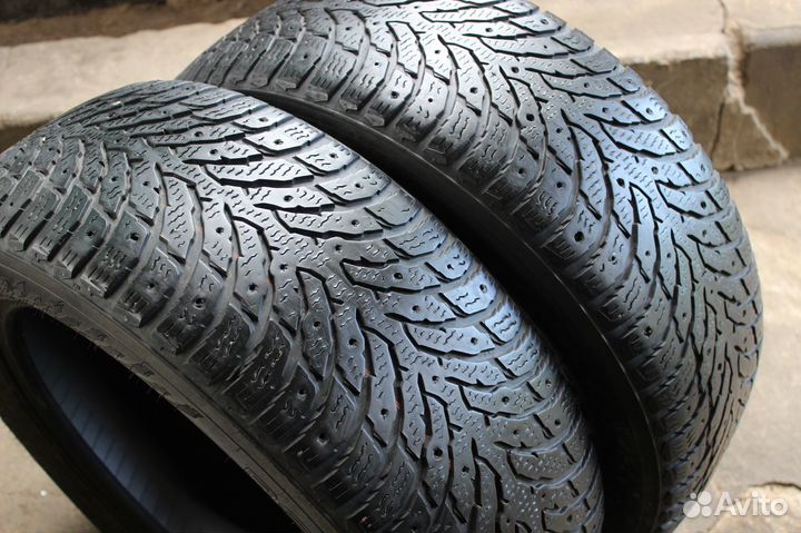Nokian Hakkapeliitta 9 215/55 R17