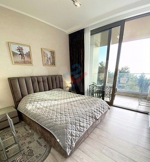 3-к. квартира, 102 м², 4/6 эт.