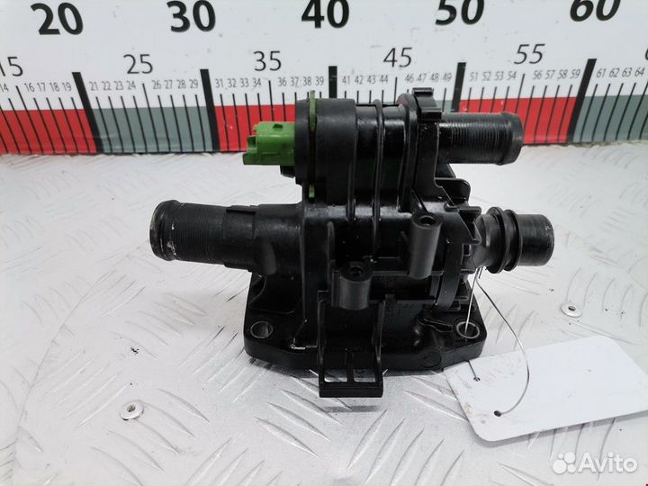 Корпус термостата Ford Focus 2 рест. 2009 1313841