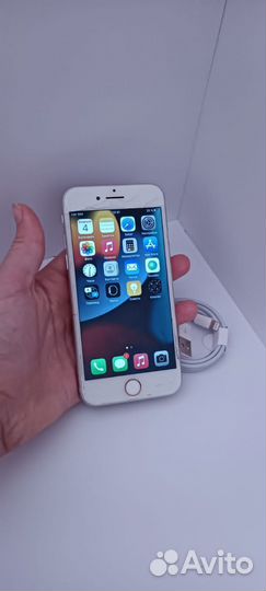 iPhone 7, 32 ГБ
