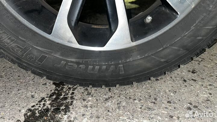 Hankook Winter I'Pike 215/60 R17 91T