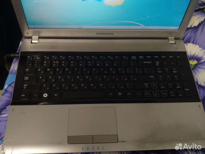 Ноутбук Samsung