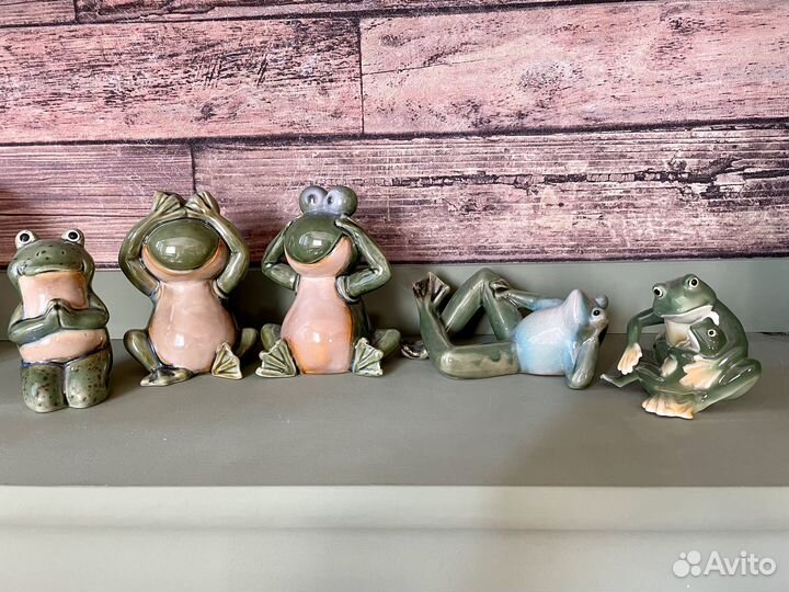 Лягушки фигурки и статуэтки