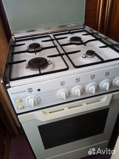 Газовая плита Ariston (Италия)