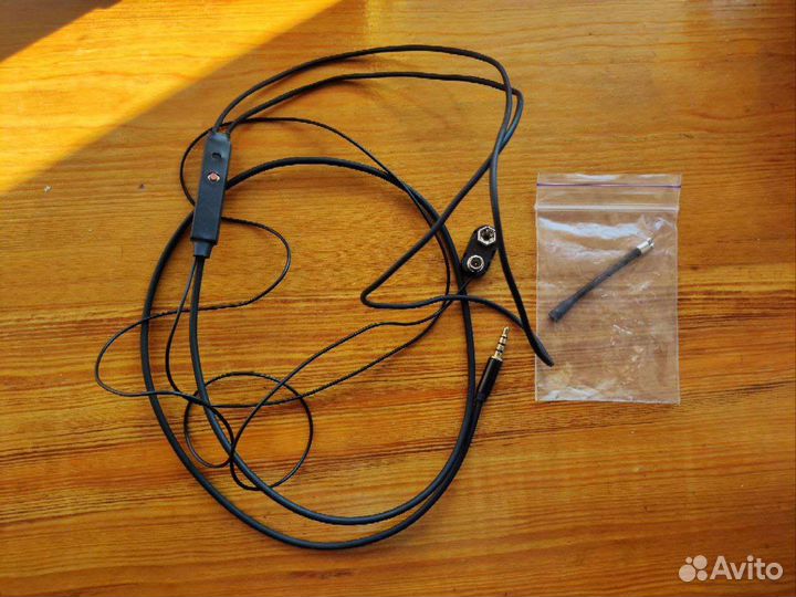 Микронаушник магнитный