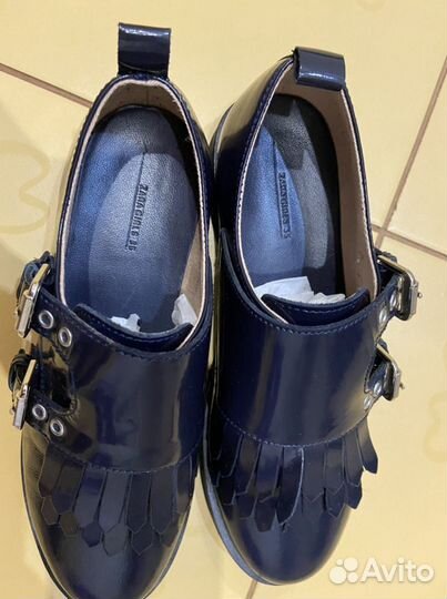 Zara. Ботинки. Новые. 35