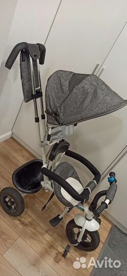 Детский велосипед с ручкой