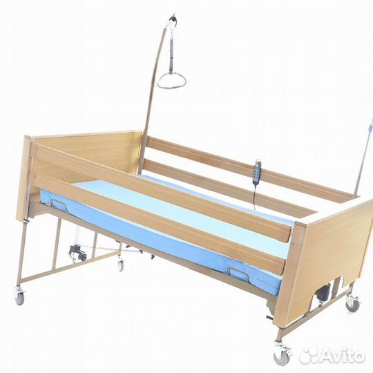 Медицинская кровать для лежачих больных