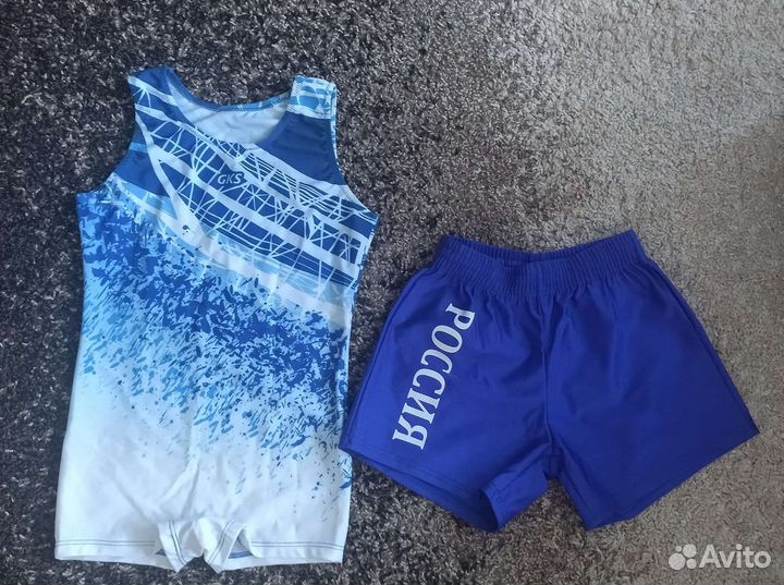 Костюм для спортивной гимнастики с шортами