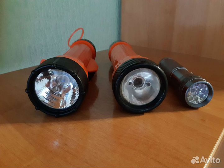 Фонарики Ножи