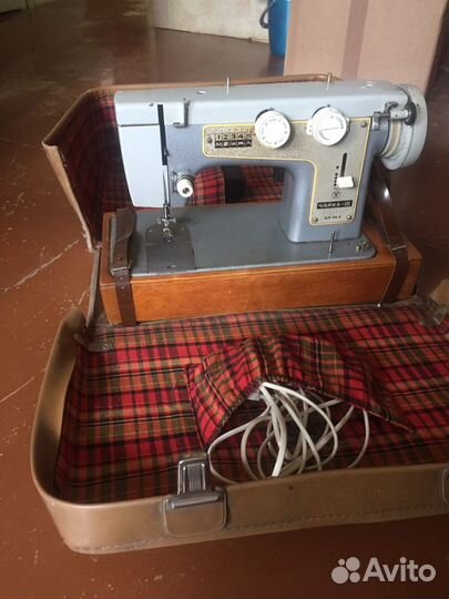 Швейная машинка
