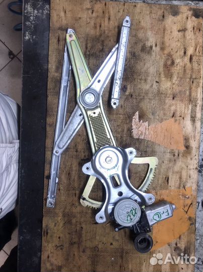 Стеклоподъемник