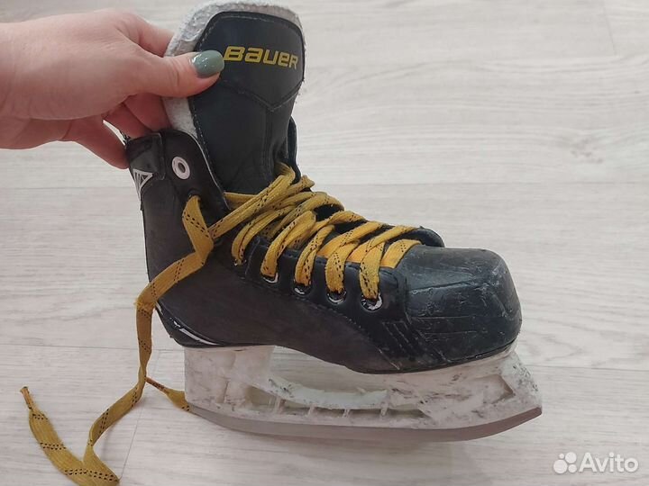 Хоккейные коньки bauer