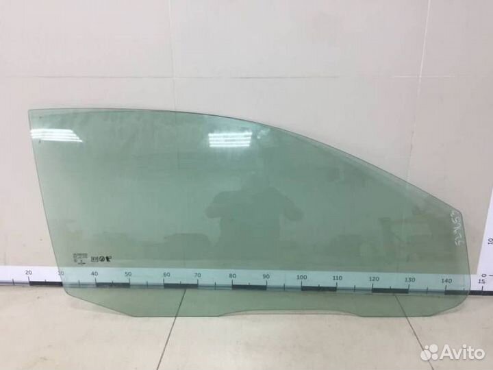 Стекло двери передней правой Ford Focus 2 DA 2005