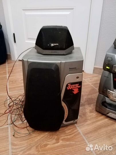 Музыкальный центр