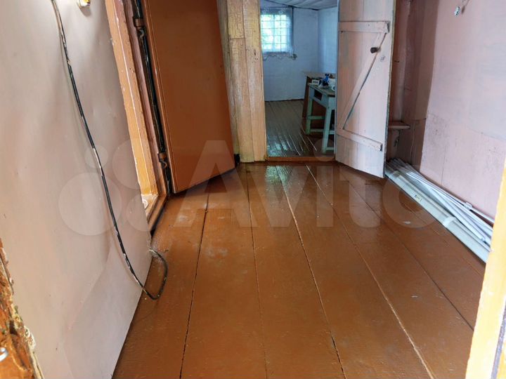 Дом 36,8 м² на участке 6 сот.